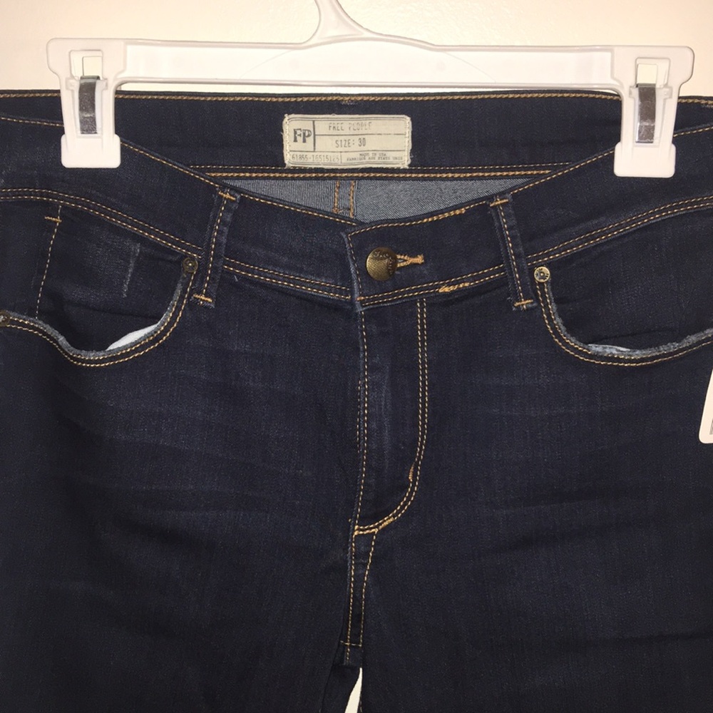 Free people dark wash crop skinny jeans size 30 - Picture 5 of 5